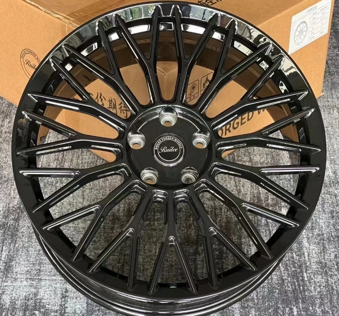 Кованый диск BRL6701
